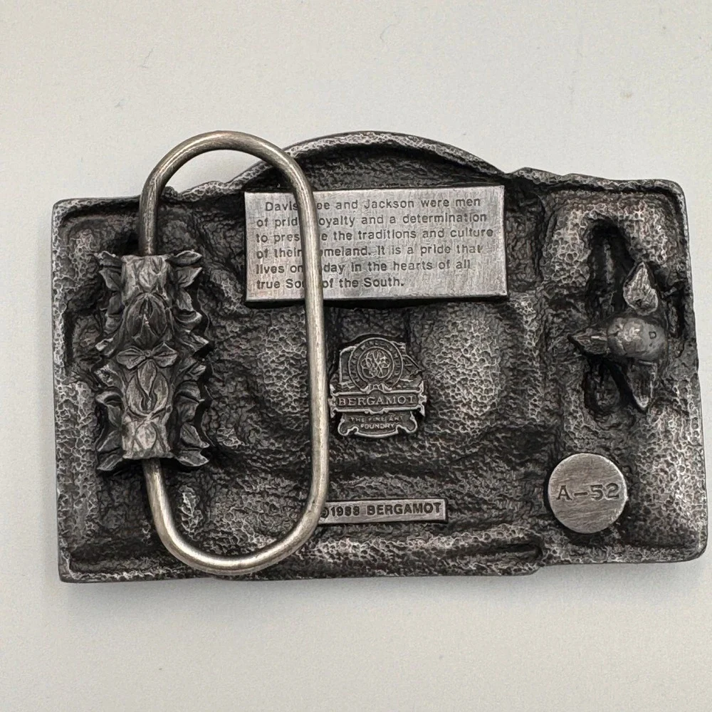Vintage 1983 Bergamot CSA Belt Buckle Jefferson Davis Lee Jackson Civil War A-52
